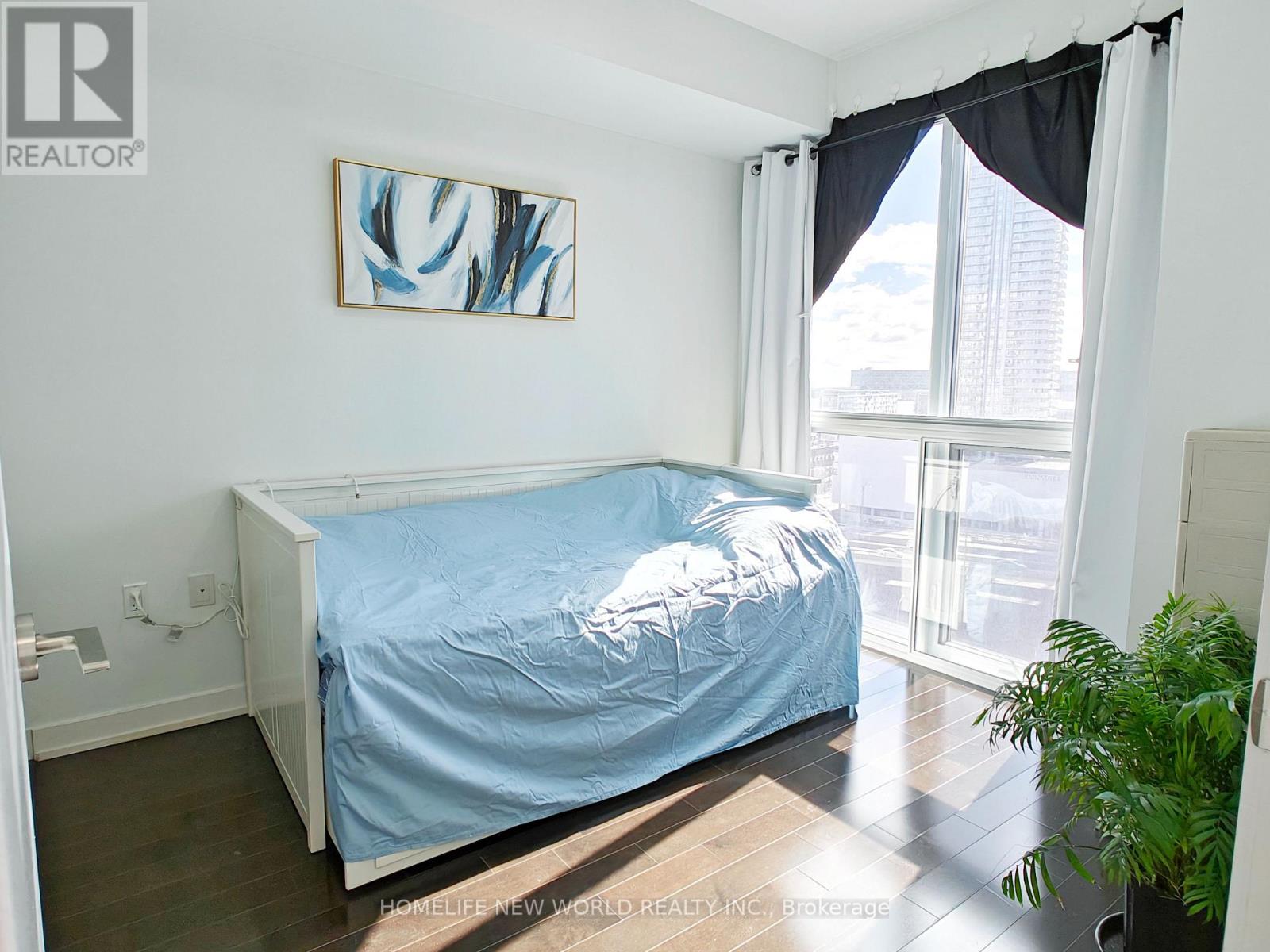 1301 - 1 The Esplanade, Toronto, Ontario  M5E 0A8 - Photo 6 - C12140008