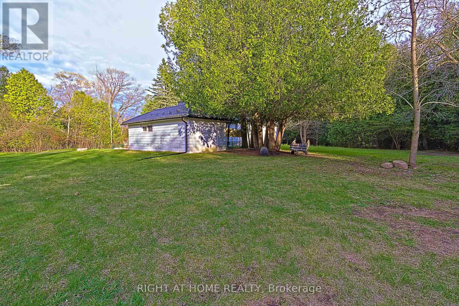 Property at 192 OLD VARCOE ROAD N image 3