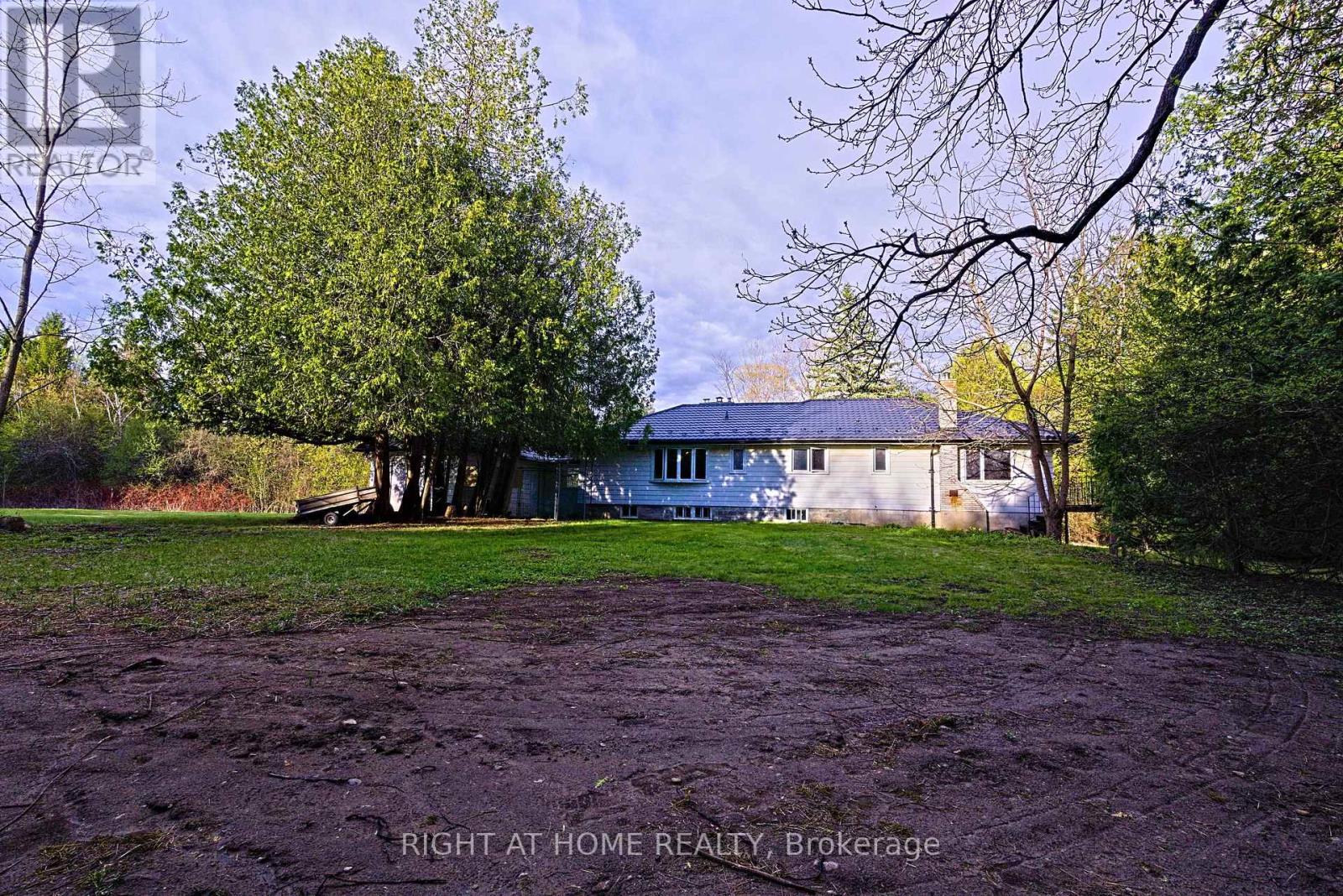 Property at 192 OLD VARCOE ROAD N image 5