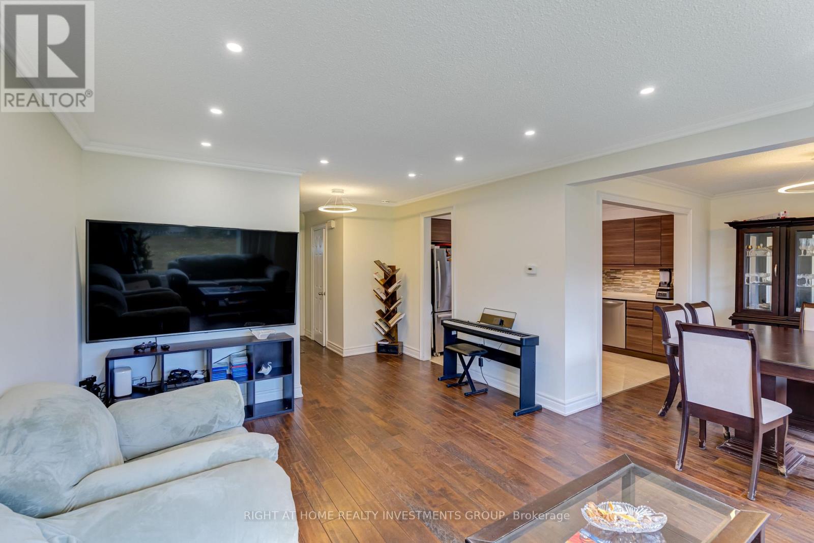 18 Goodfellow Street, Whitby, Ontario  L1P 1C4 - Photo 14 - E12140023