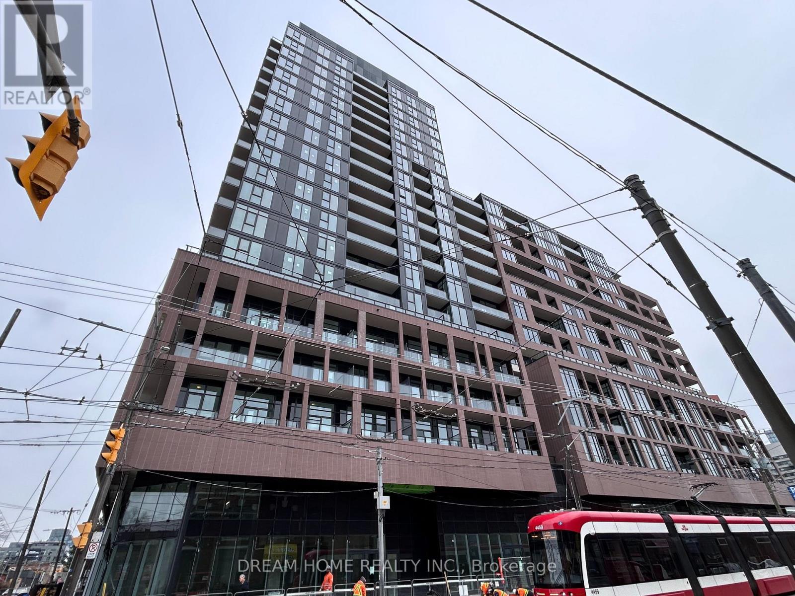 618 - 285 DUFFERIN STREET, Toronto, Ontario