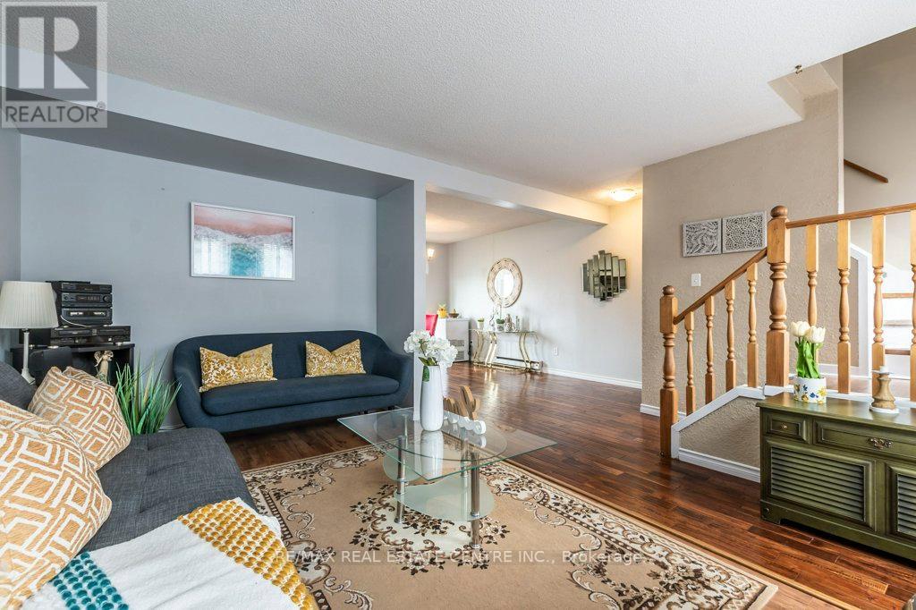 5 - 1255 Upper Gage Avenue, Hamilton, Ontario  L8W 3C7 - Photo 11 - X12140012