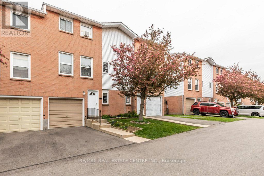 5 - 1255 Upper Gage Avenue, Hamilton, Ontario  L8W 3C7 - Photo 3 - X12140012
