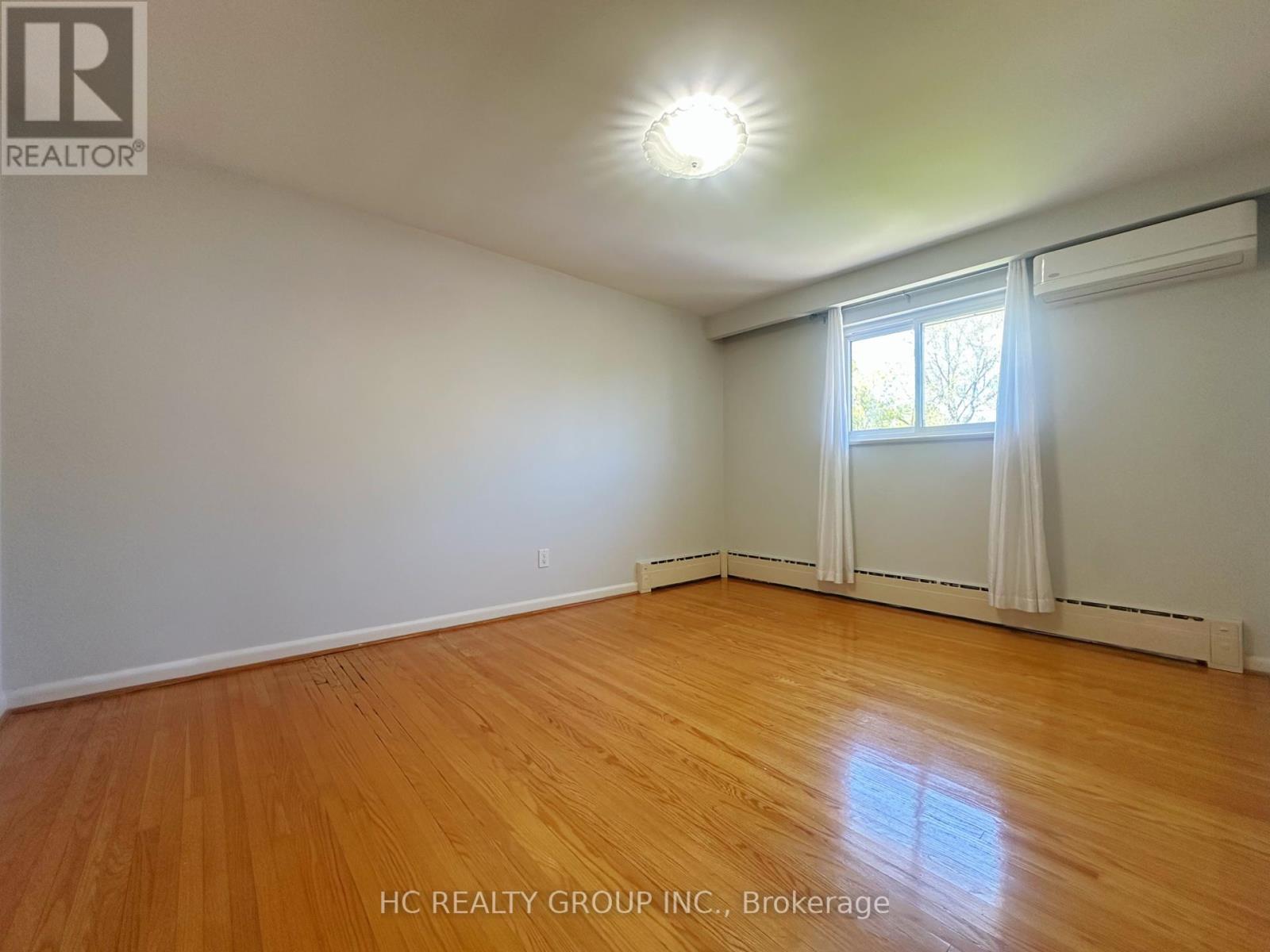 6 Rosemount Drive, Toronto, Ontario  M1K 2W8 - Photo 11 - E12138238