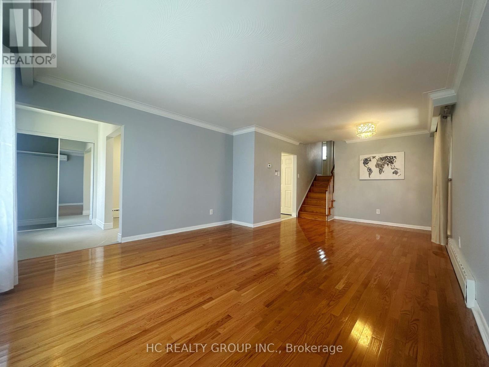 6 Rosemount Drive, Toronto, Ontario  M1K 2W8 - Photo 7 - E12138238