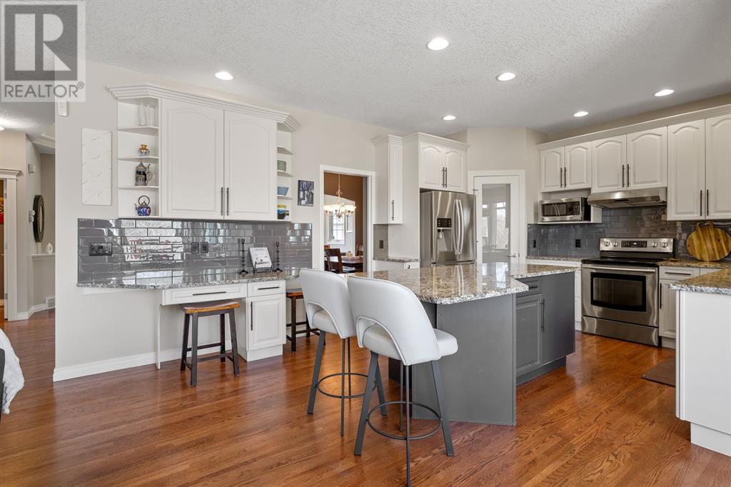 42 Elkton Way Sw, Calgary, Alberta  T3H 4Y8 - Photo 17 - A2219046