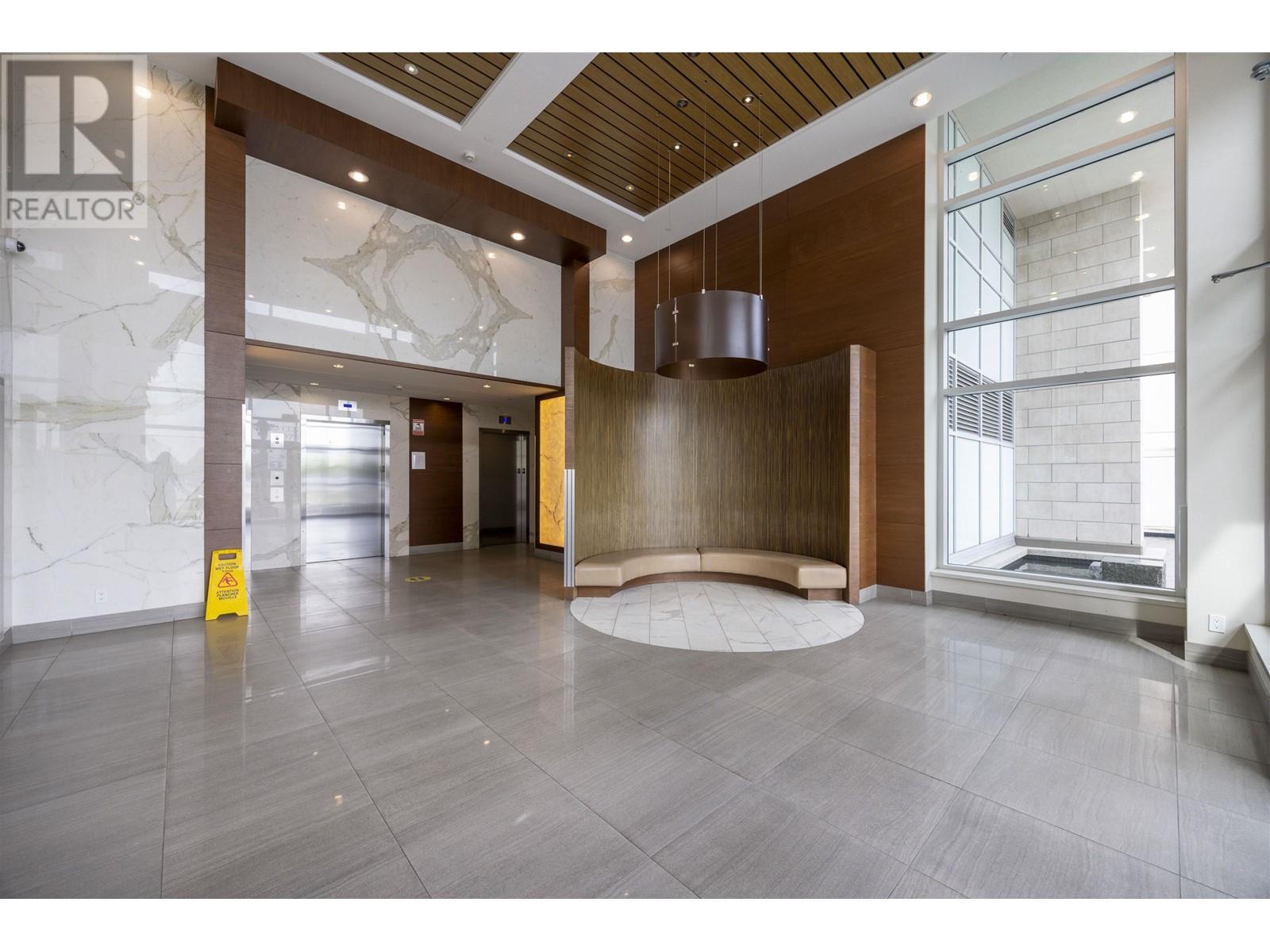 1602 2975 Atlantic Avenue, Coquitlam, British Columbia  V3B 0C5 - Photo 2 - R3000615