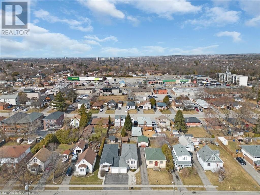 Property at 590 DEVON Avenue image 3