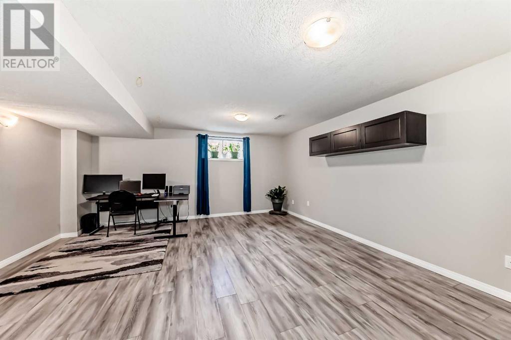 199 Bridlewood Circle Sw, Calgary, Alberta  T2Y 3L2 - Photo 32 - A2218636