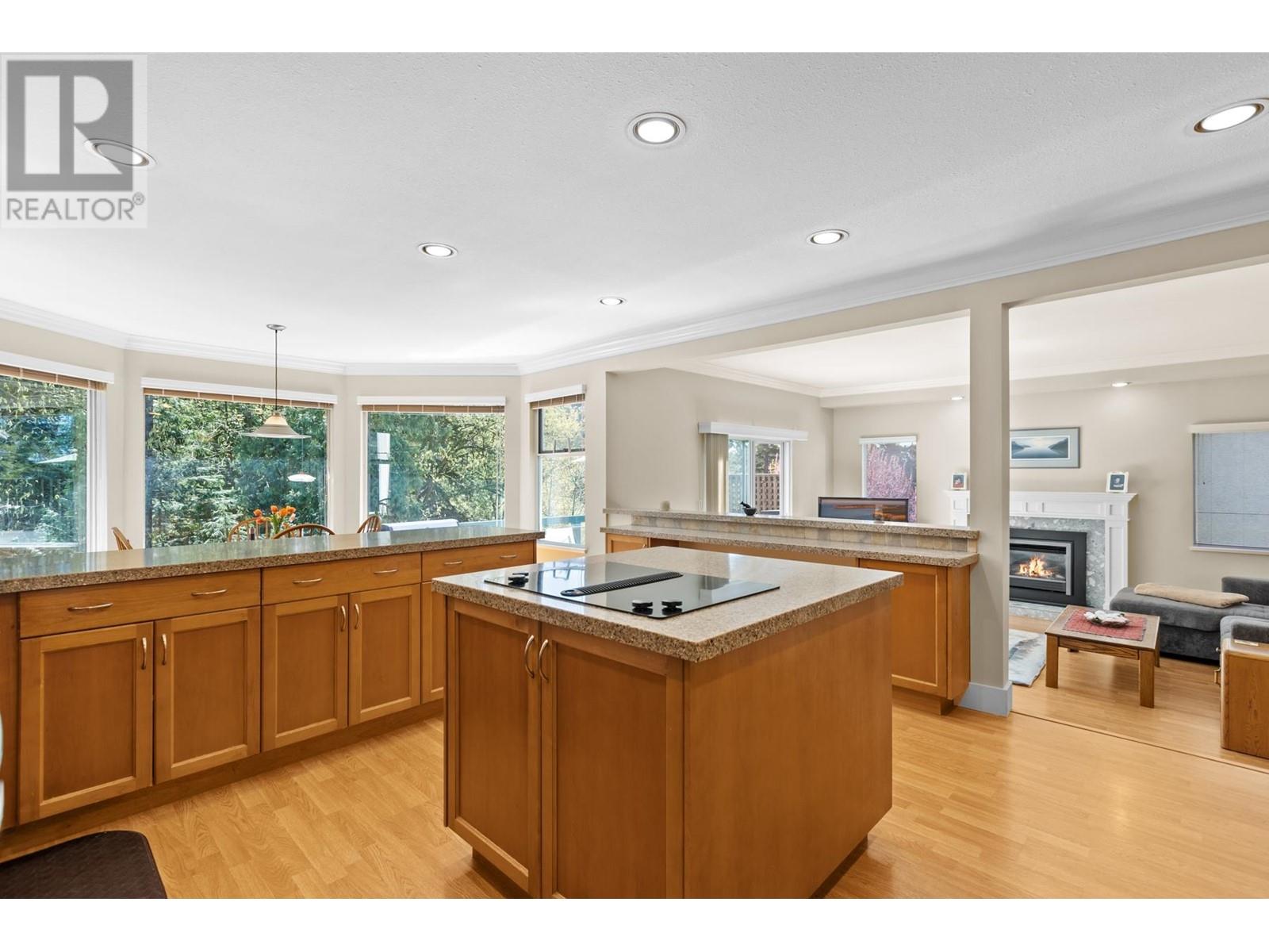 5309 Westhaven Wynd, West Vancouver, British Columbia  V7W 3E8 - Photo 3 - R2975112