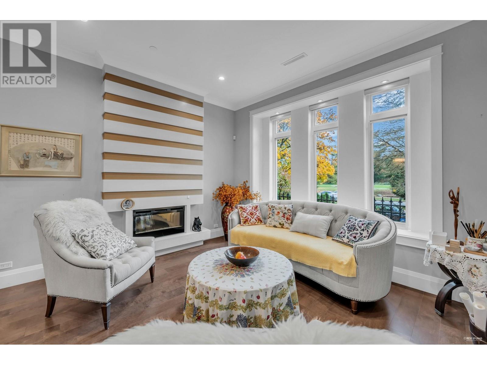 4217 W 16th Avenue, Vancouver, British Columbia  V6R 3E5 - Photo 2 - R3001035