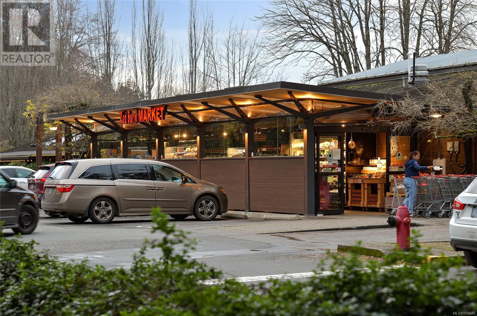 5300 Mynabird Lane, Saanich, British Columbia  V8Y 3H6 - Photo 53 - 999449