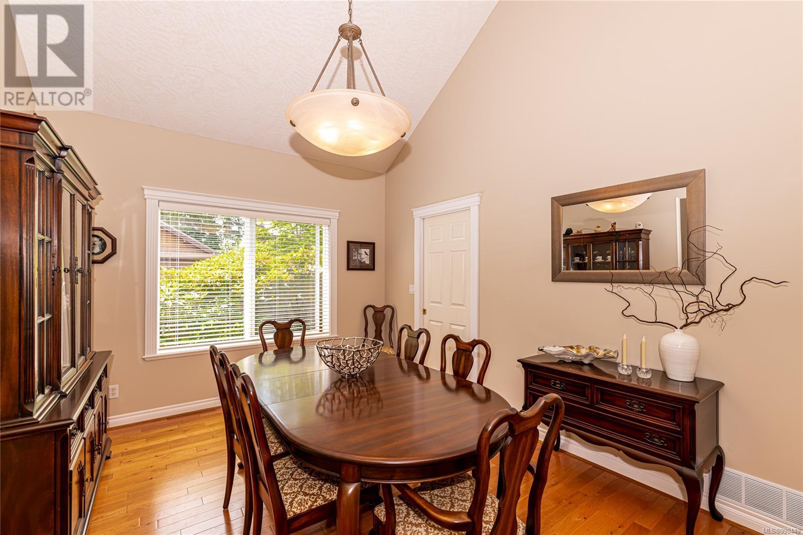 Property at 5300 Mynabird Lane image 2