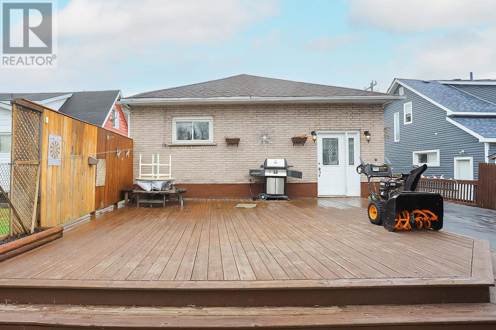 74 Bloor St W, Sault Ste. Marie, Ontario  P6C 1H5 - Photo 6 - SM250926