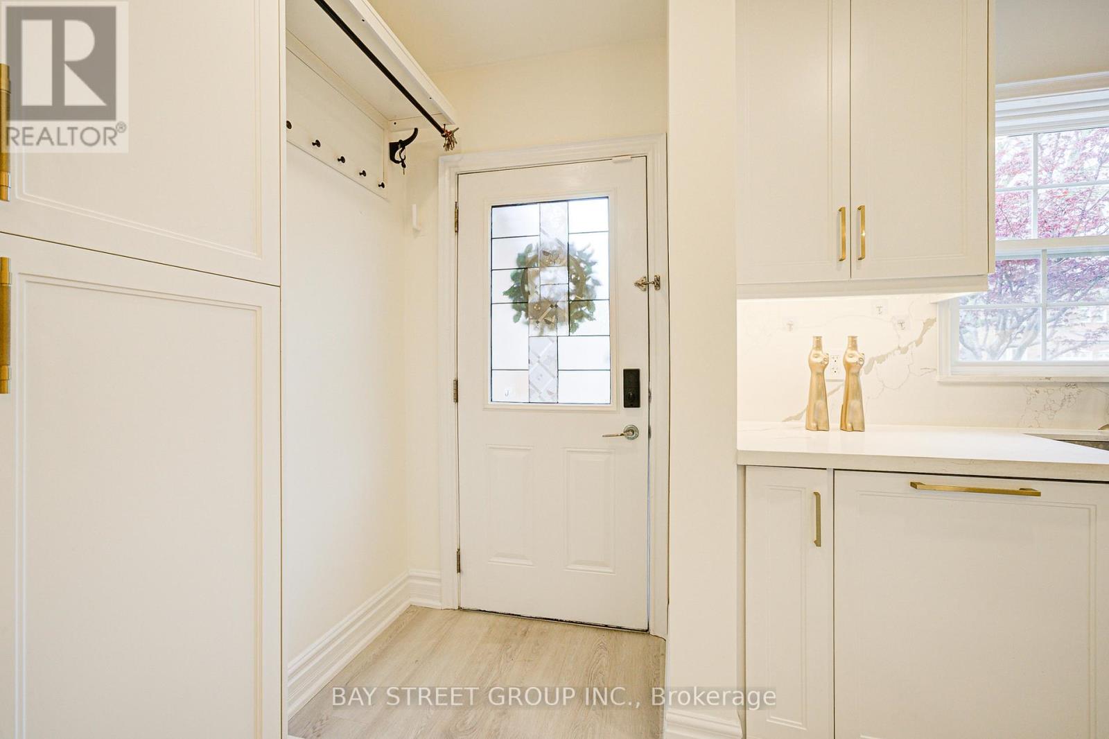 Property at 102 MOSSBROOK CRESCENT image 2