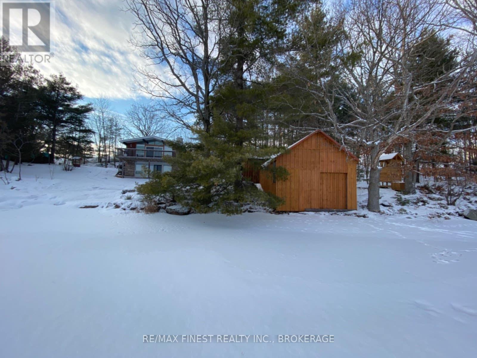 1026b West Shore Lane, Central Frontenac (Frontenac Centre), Ontario  K0H 2K0 - Photo 38 - X12099421