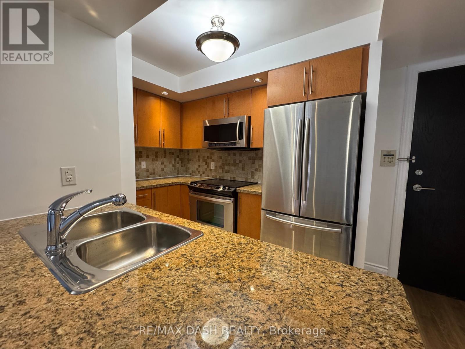1724 - 500 Doris Avenue, Toronto, Ontario  M2N 0C1 - Photo 1 - C12140092