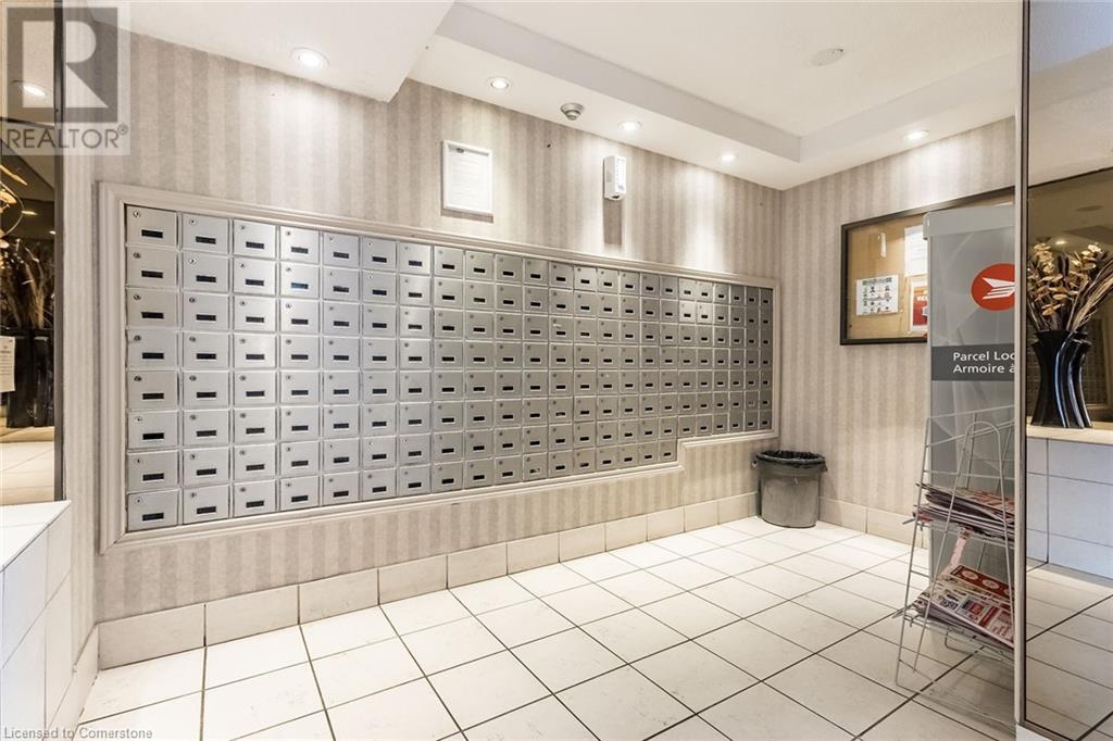 21 Knightsbridge Road Unit# 602, Brampton, Ontario  L6T 3Y1 - Photo 7 - 40727284
