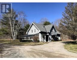 GUEST HOUSE, TOP FLR UNIT - 869 HWY 15 LANE, Rideau Lakes, Ontario