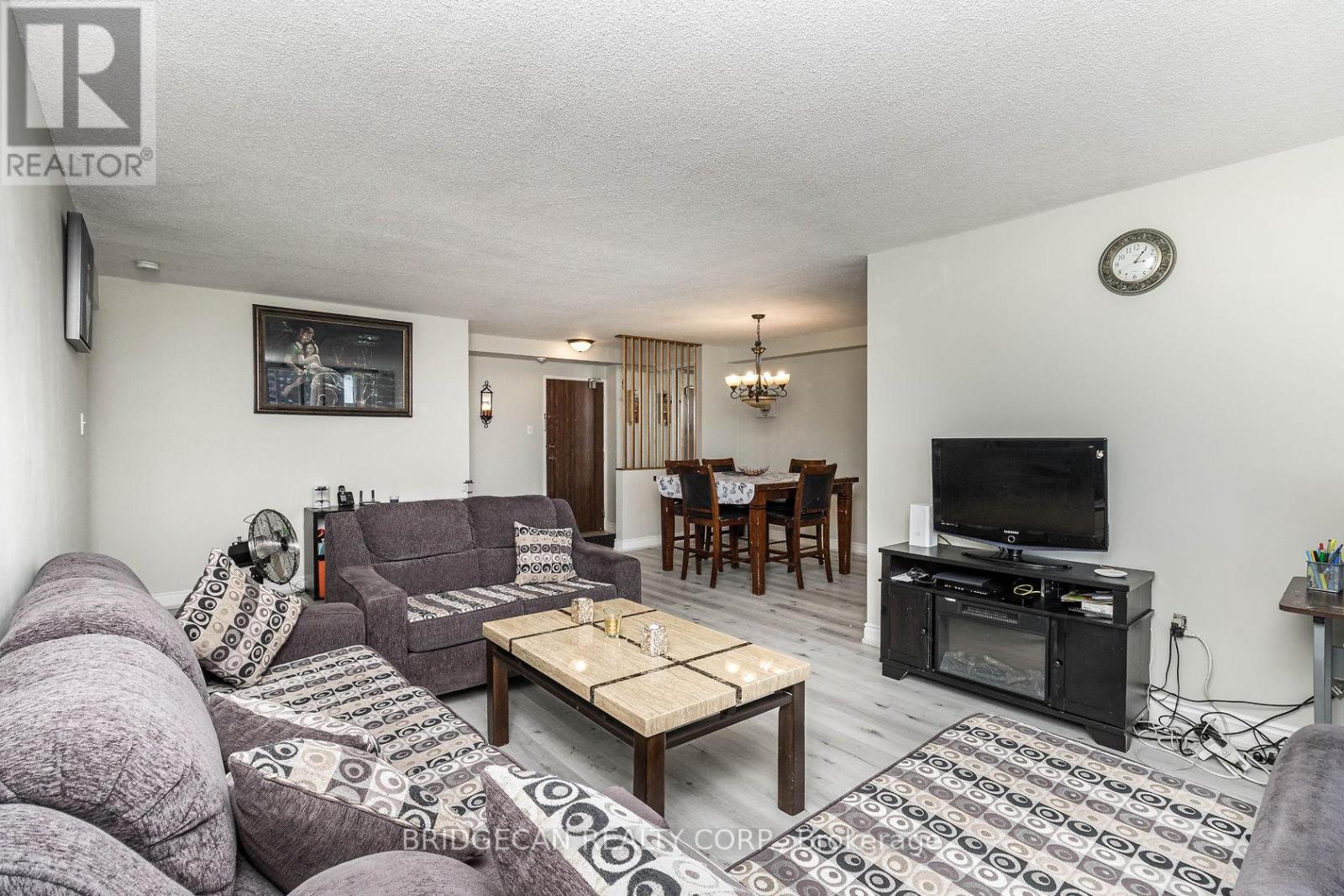 602 - 21 Knightsbridge Road, Brampton, Ontario  L6T 3Y1 - Photo 12 - W12140105