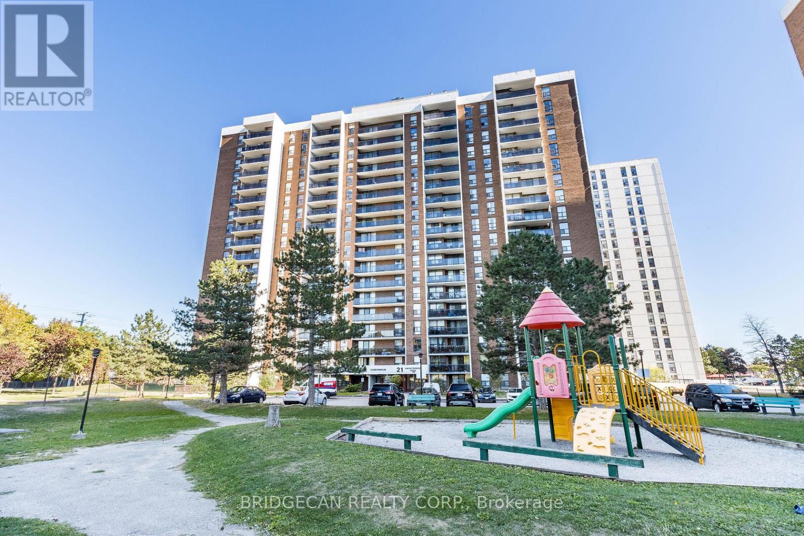 Property at 602 - 21 KNIGHTSBRIDGE ROAD image 3