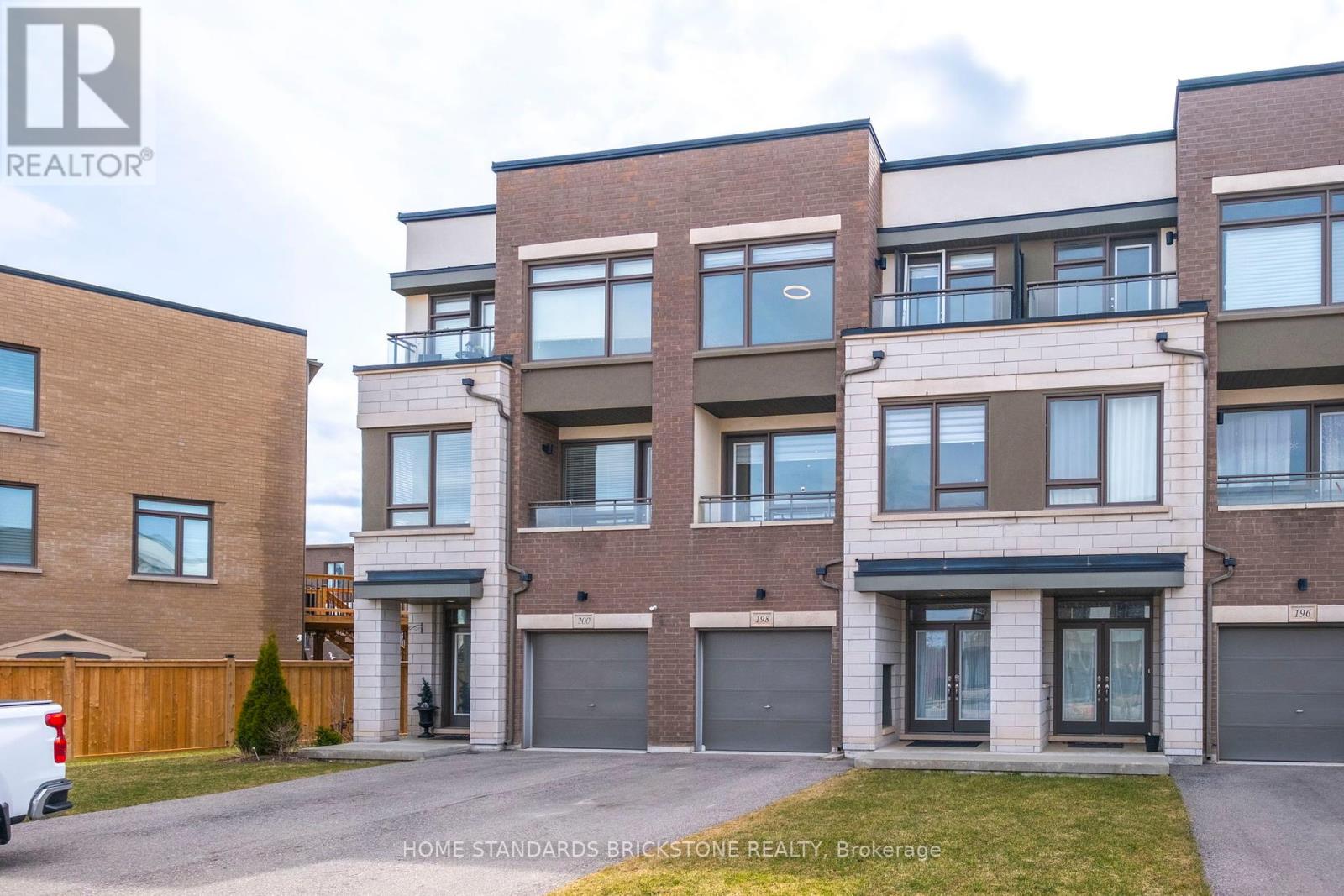 198 Fowley Drive, Oakville (Go Glenorchy), Ontario  L6H 0P3 - Photo 38 - W12075080