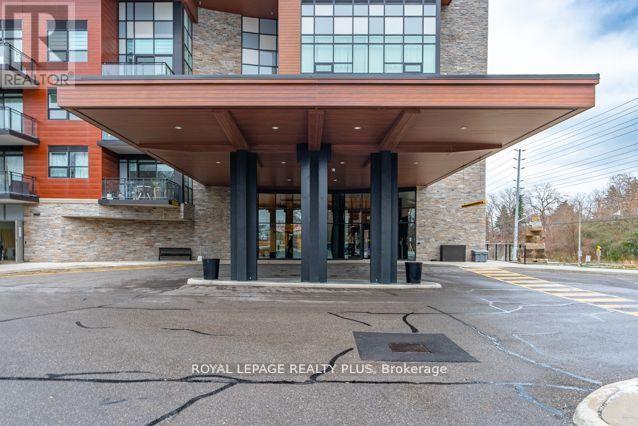 Property at 465 - 1575 LAKESHORE ROAD W image 2
