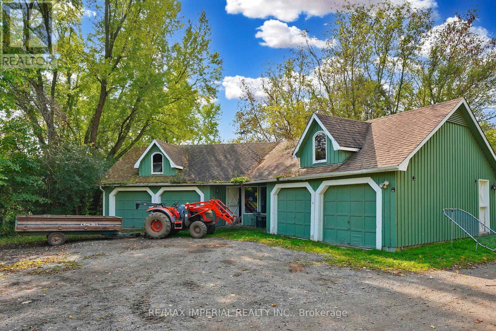 18054 Warden Avenue, East Gwillimbury, Ontario  L0G 1V0 - Photo 21 - N12140117