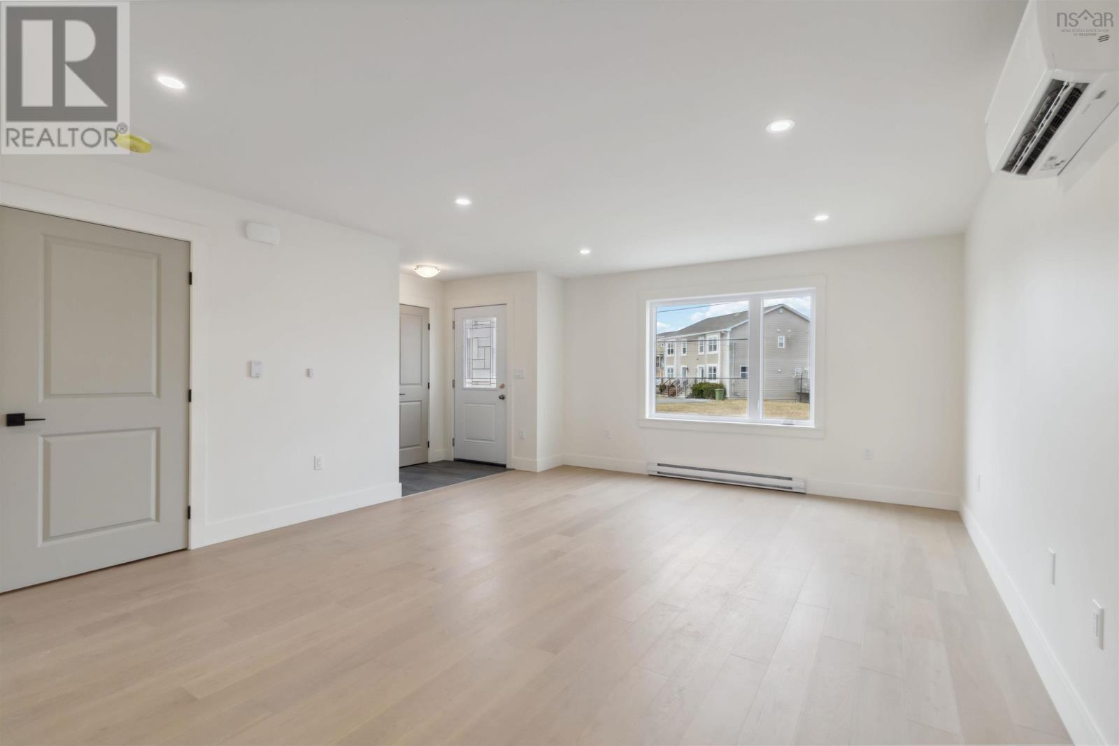 Property at 26 Midyat Court image 4