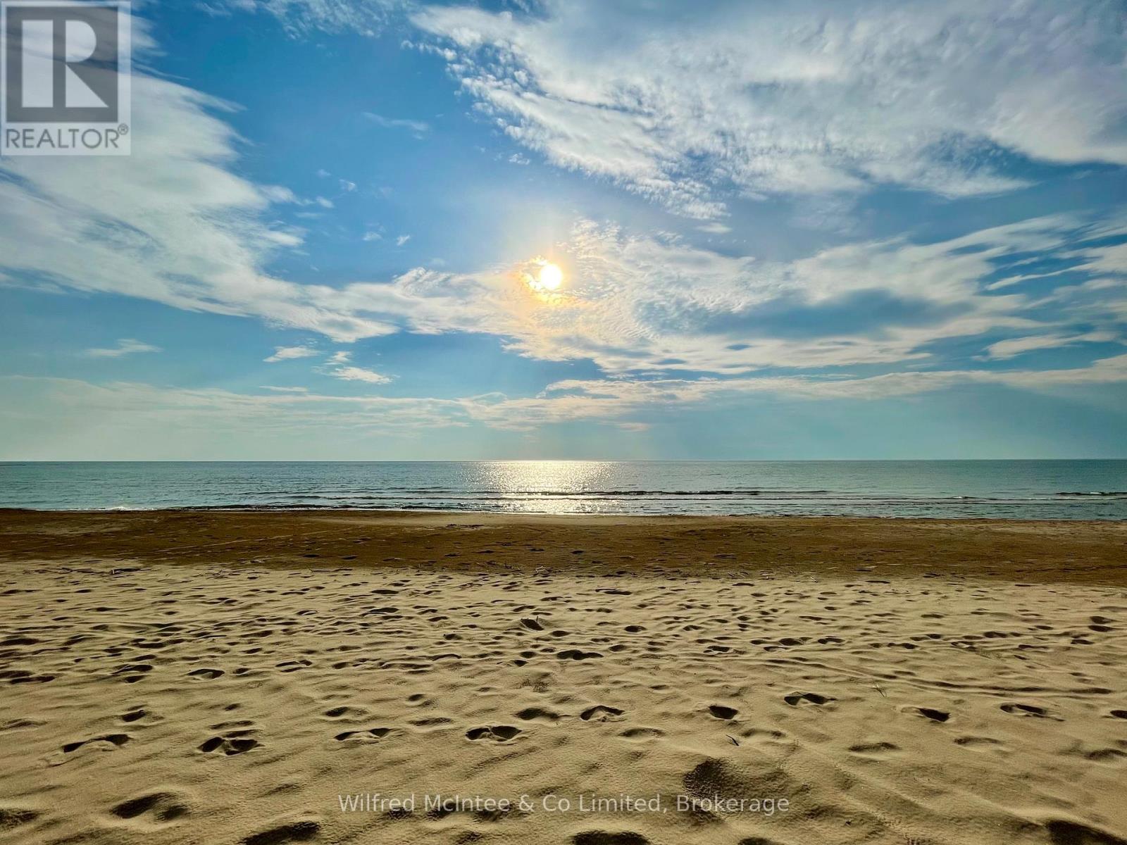 16 Shore Road, Native Leased Lands, Ontario  N0H 2L0 - Photo 49 - X12133740