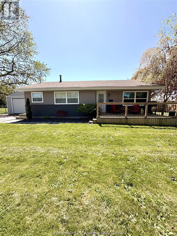 Property at 16 Lawrence AVENUE image 1