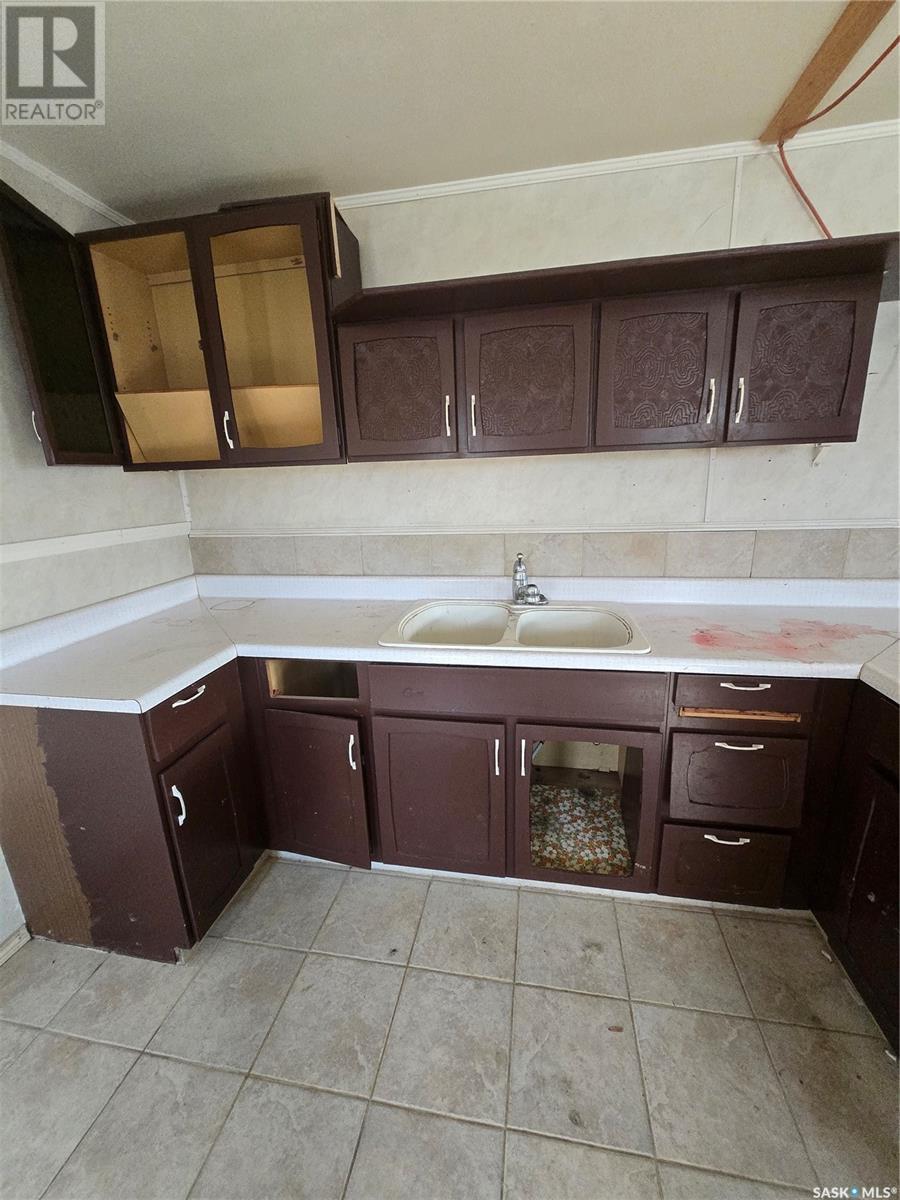 901 Queen Street, Estevan, Saskatchewan  S4A 2A1 - Photo 36 - SK005330