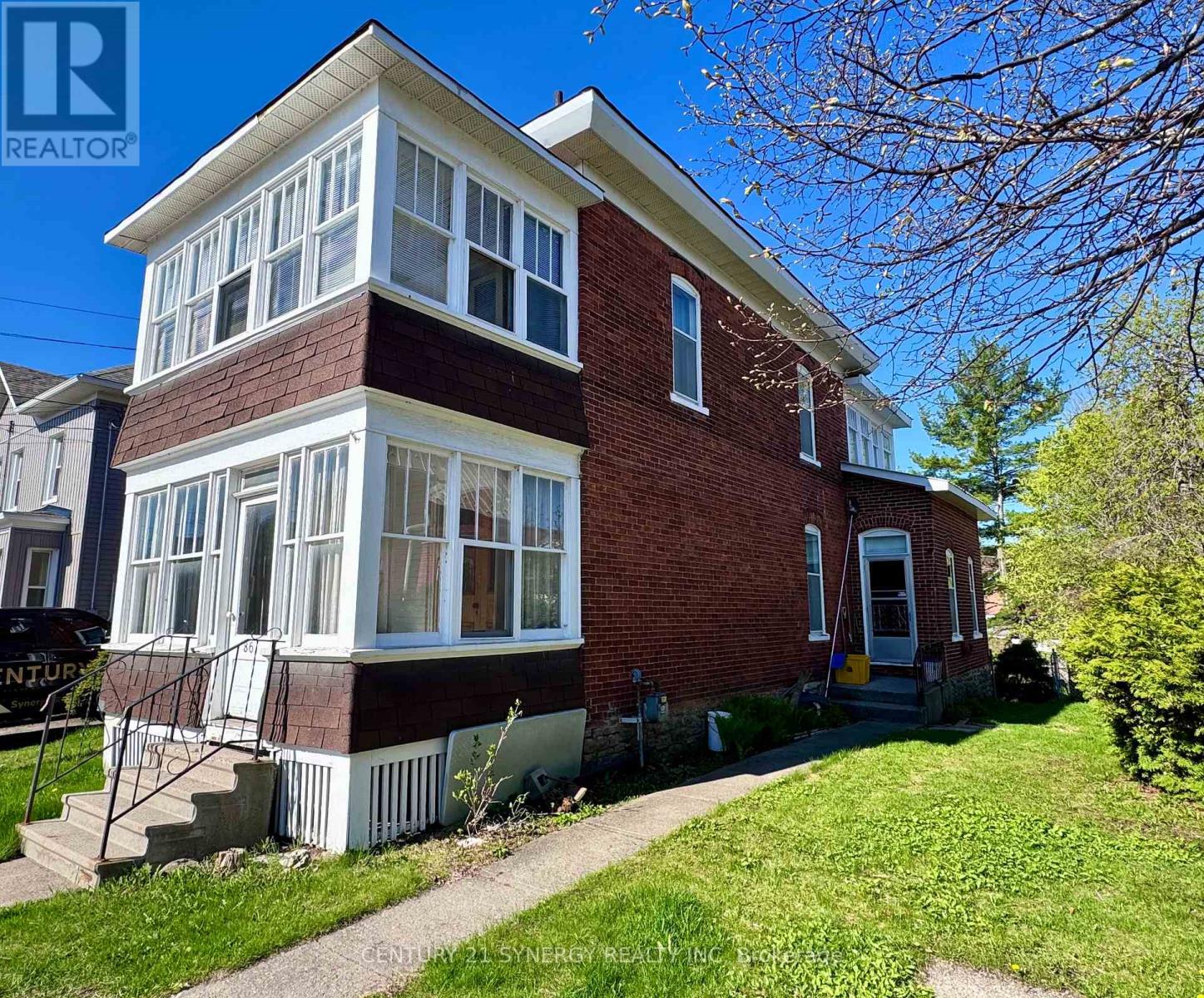 86 Brockville Street, Smiths Falls, Ontario  K7A 3Y2 - Photo 4 - X12140126