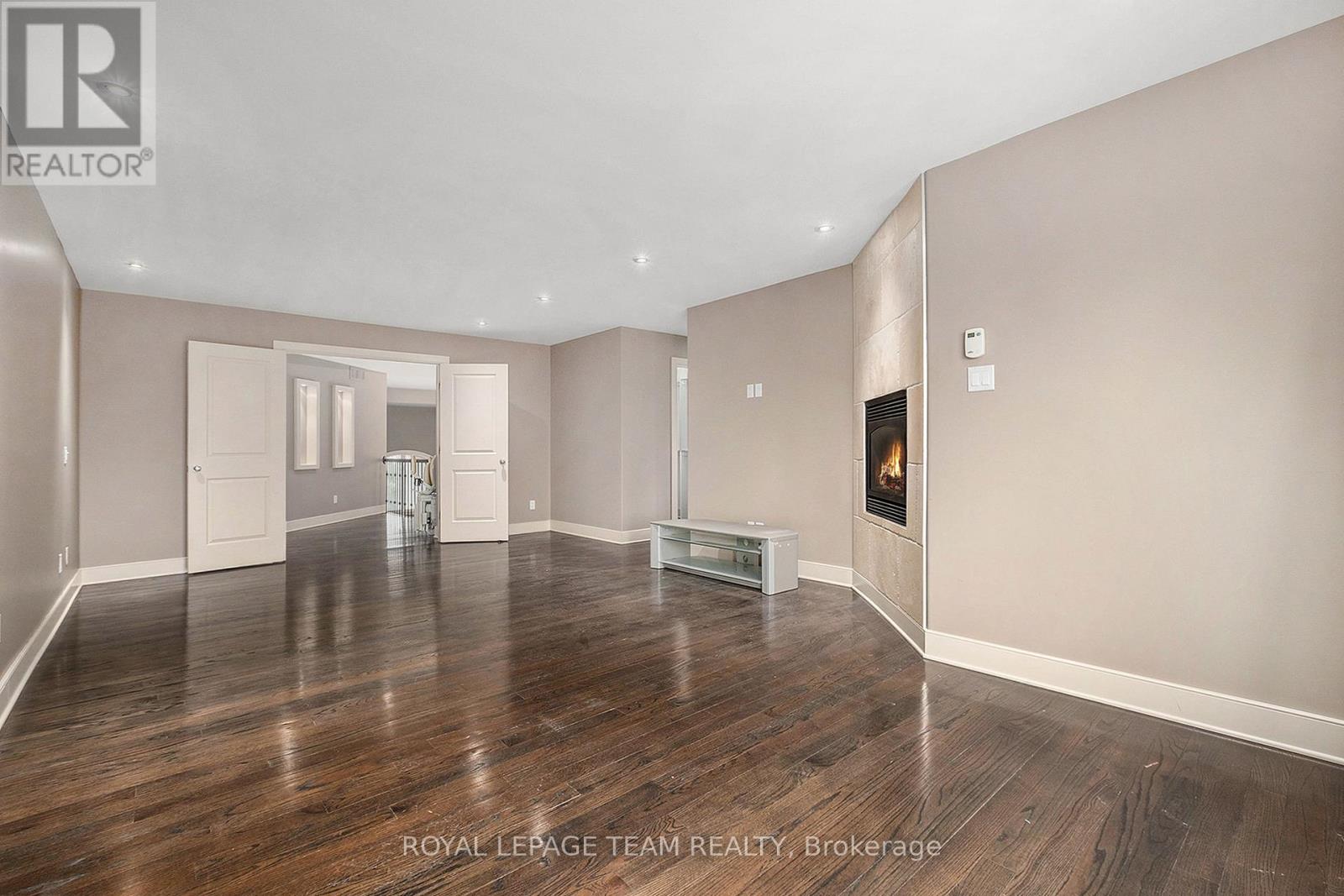 5386 Mansel Crescent, Ottawa, Ontario  K4M 1L3 - Photo 18 - X12140130
