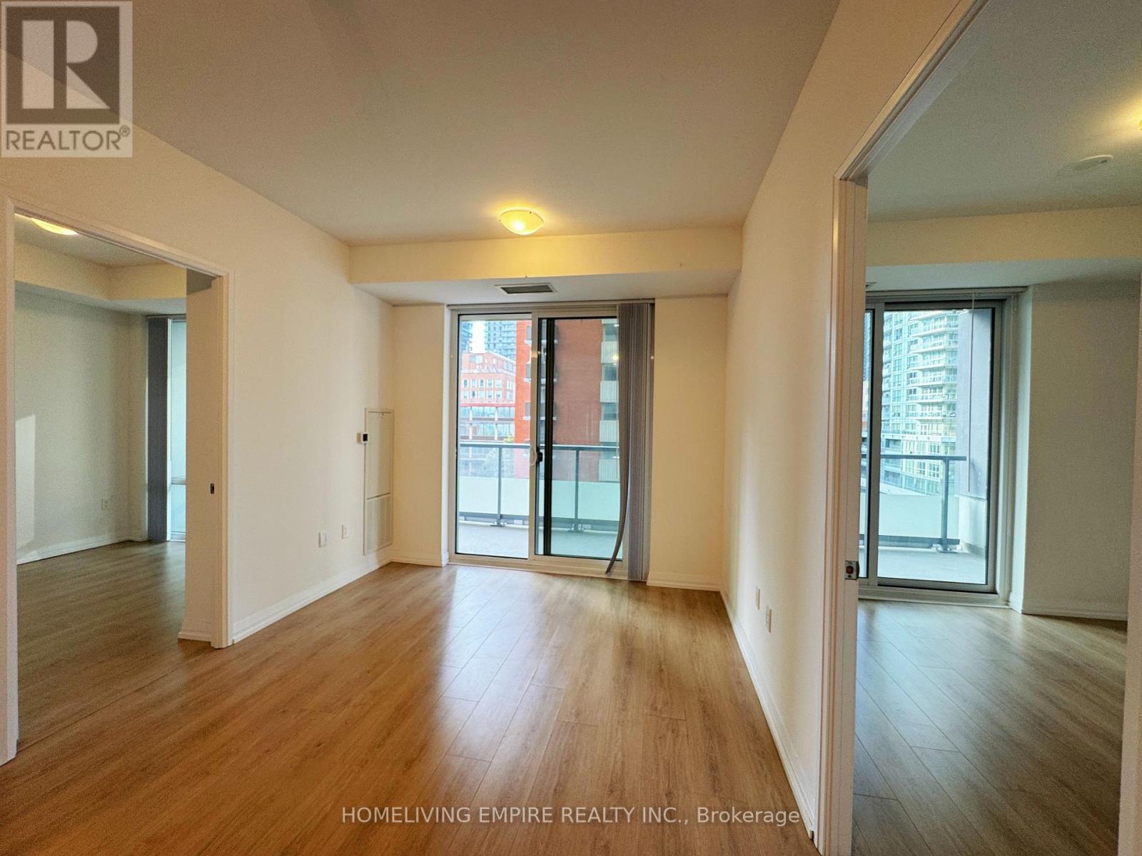 918 - 50 Dunfield Avenue, Toronto, Ontario  M4S 3A4 - Photo 6 - C12140138
