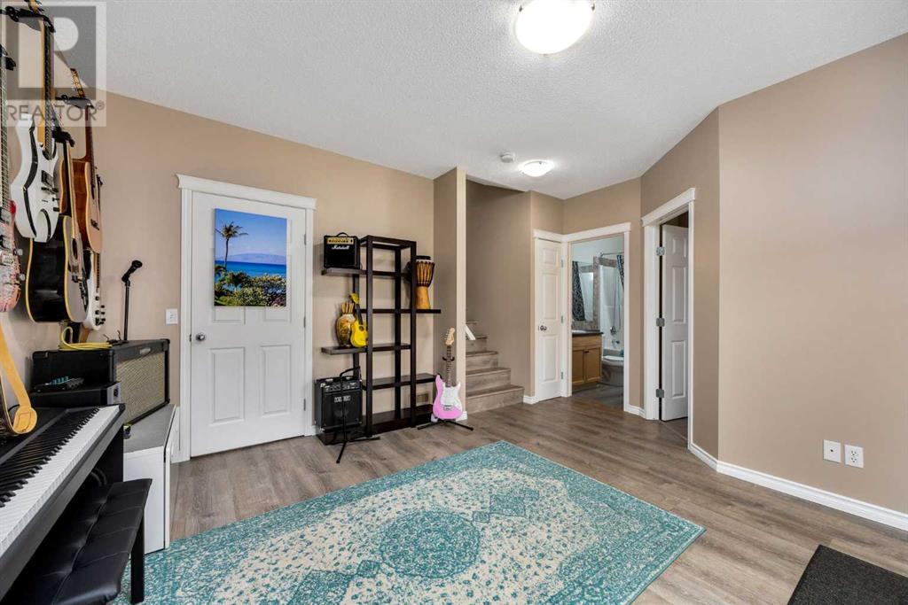 105 Sunset Heights, Cochrane, Alberta  T4C 0C8 - Photo 20 - A2216010