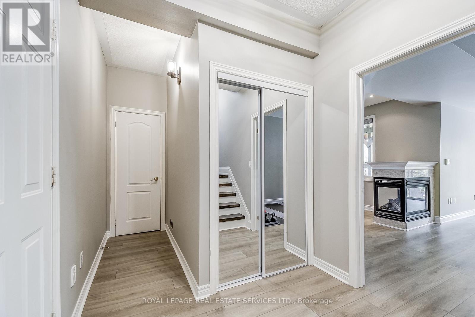 11 - 2400 Neyagawa Boulevard, Oakville, Ontario  L6H 7P5 - Photo 42 - W12140135