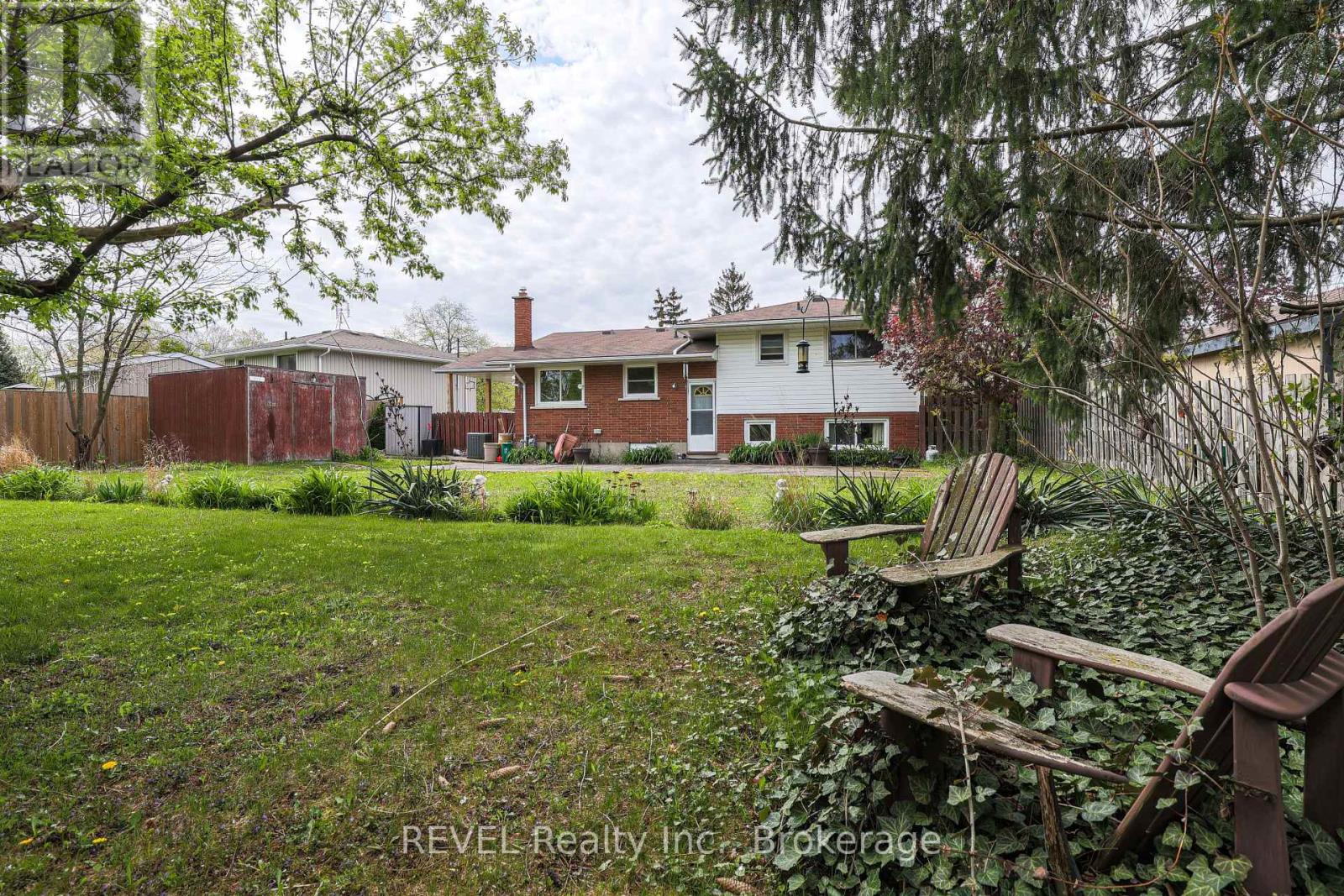 63 Alexandra Boulevard, St. Catharines, Ontario  L2P 1K2 - Photo 12 - X12139541