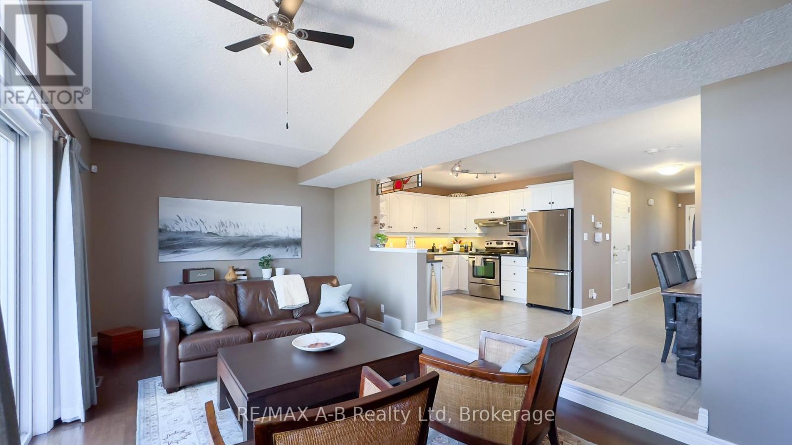 79 Hyde Road, Stratford, Ontario  N5A 7Z3 - Photo 12 - X12140143