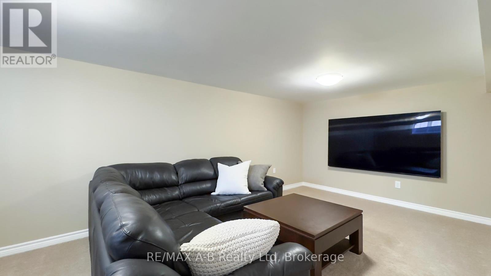 79 Hyde Road, Stratford, Ontario  N5A 7Z3 - Photo 30 - X12140143