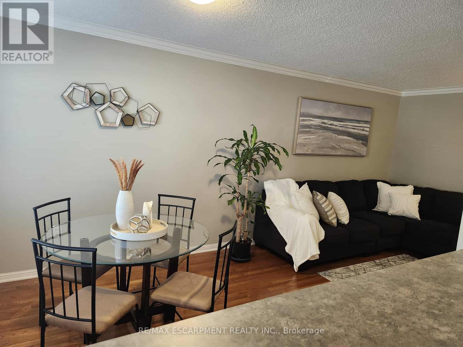 280 Wetenhall Landing, Milton, Ontario  L9T 7B5 - Photo 34 - W12130274