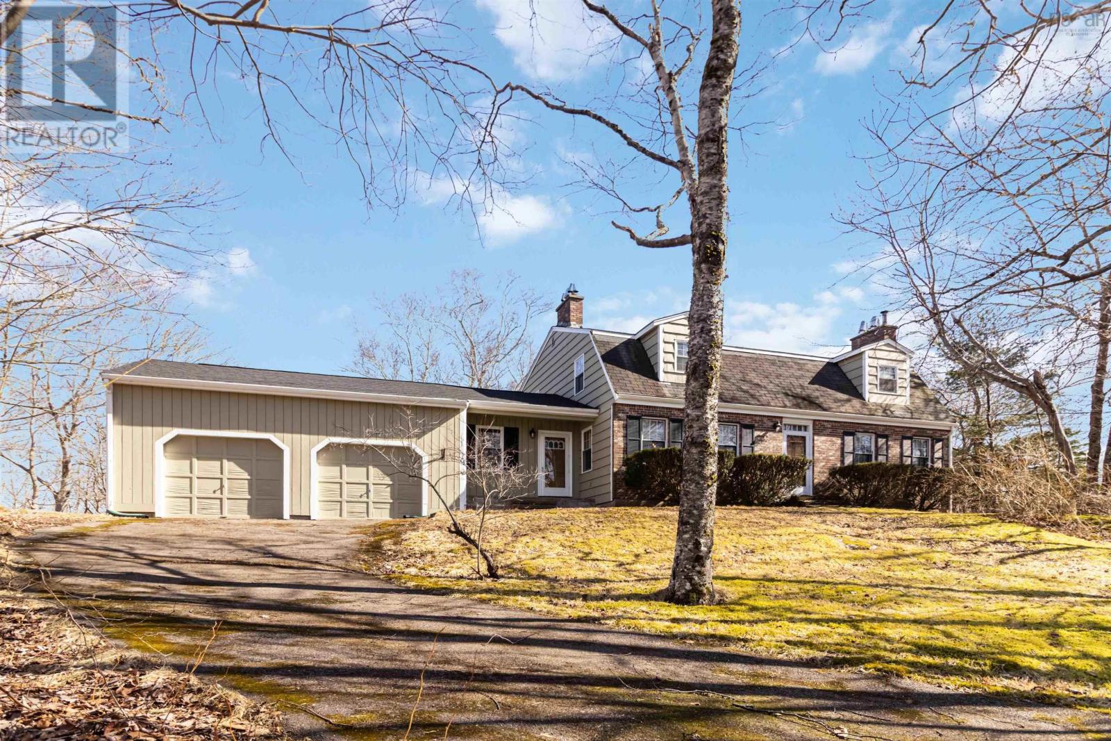 Property at 20 Maple Place image 1