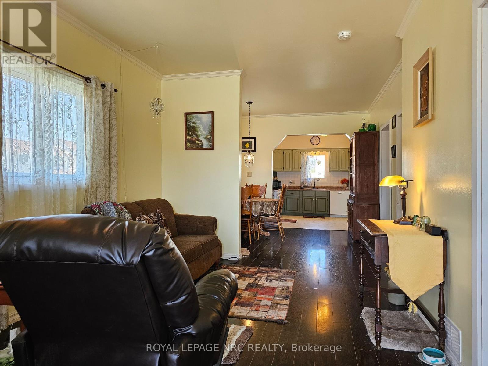 58 Christmas Street, Port Colborne, Ontario  L3K 1M5 - Photo 16 - X12140172