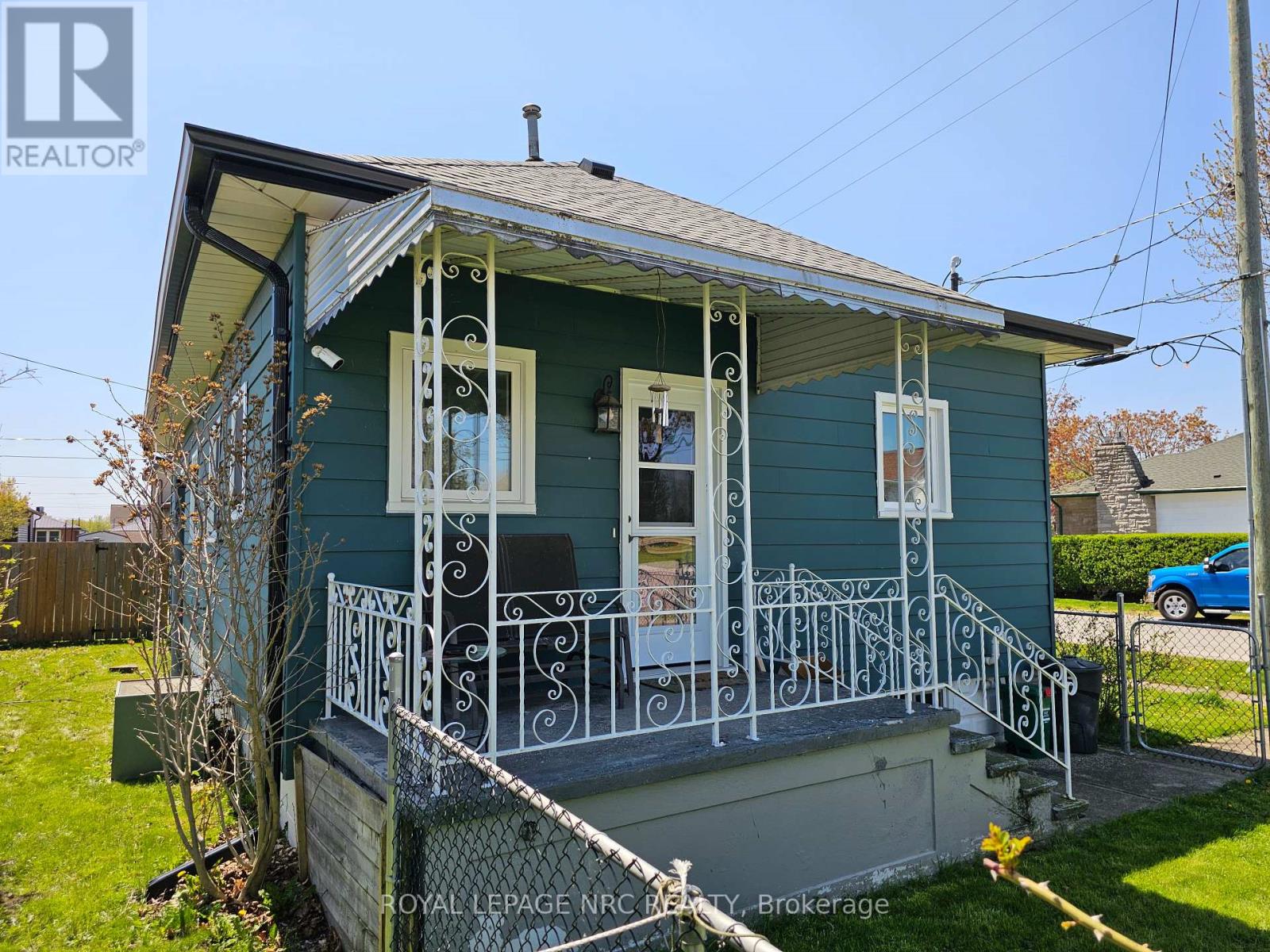 58 Christmas Street, Port Colborne, Ontario  L3K 1M5 - Photo 26 - X12140172