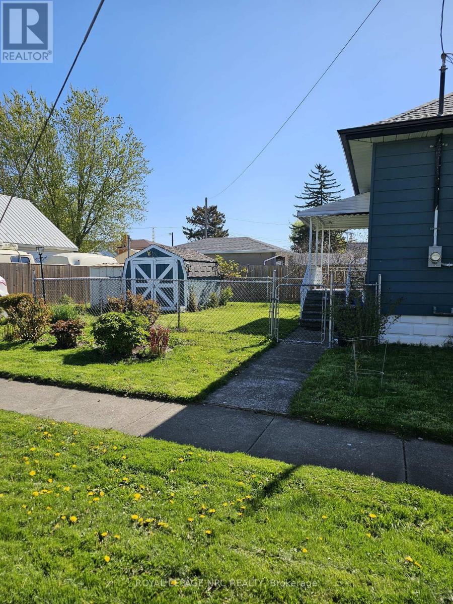 58 Christmas Street, Port Colborne, Ontario  L3K 1M5 - Photo 28 - X12140172