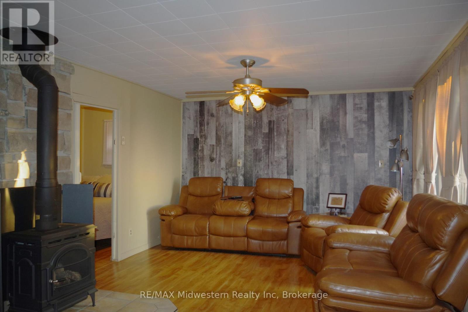 467 Bruce Road 13 Road, Native Leased Lands, Ontario  N0H 2L0 - Photo 16 - X12140181