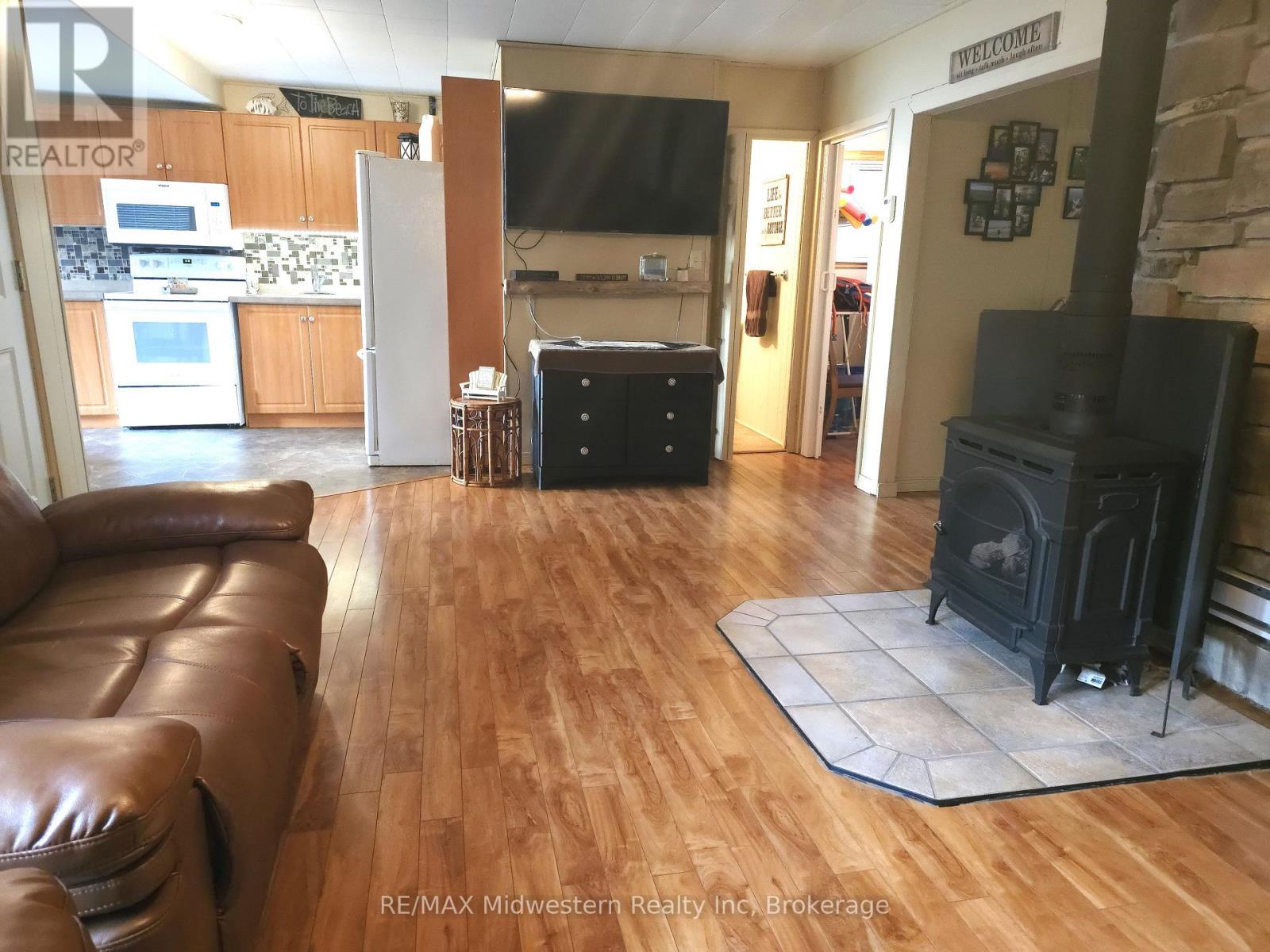 467 Bruce Road 13 Road, Native Leased Lands, Ontario  N0H 2L0 - Photo 17 - X12140181