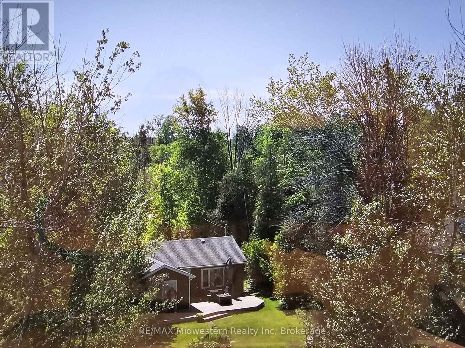 467 Bruce Road 13 Road, Native Leased Lands, Ontario  N0H 2L0 - Photo 9 - X12140181