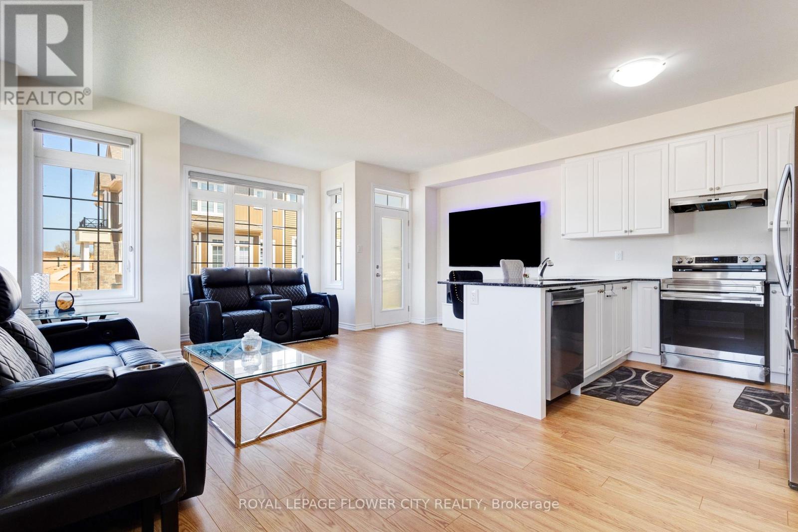 11 Conboy Drive, Erin, Ontario  N0B 1T0 - Photo 6 - X12138891