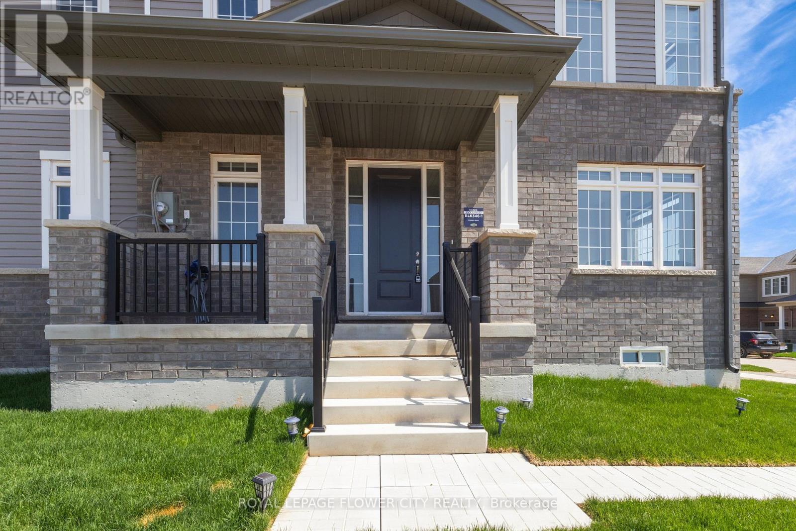 11 Conboy Drive, Erin, Ontario  N0B 1T0 - Photo 3 - X12138891